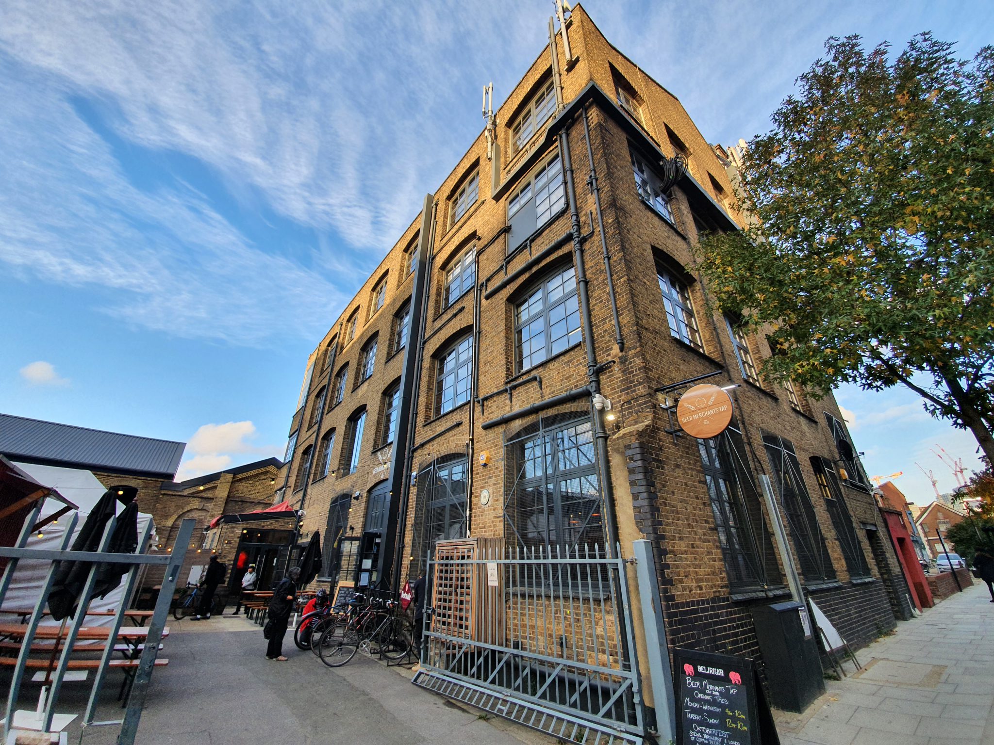 London – Hackney (Borough of) – Hackney Wick – Beer Merchants Tap ...